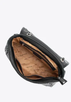 Crossbody z ekoskóry na łańcuszku czarna><noscript><img width=