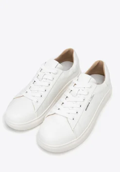 Damskie klasyczne sneakersy na platformie białe><noscript><img width=