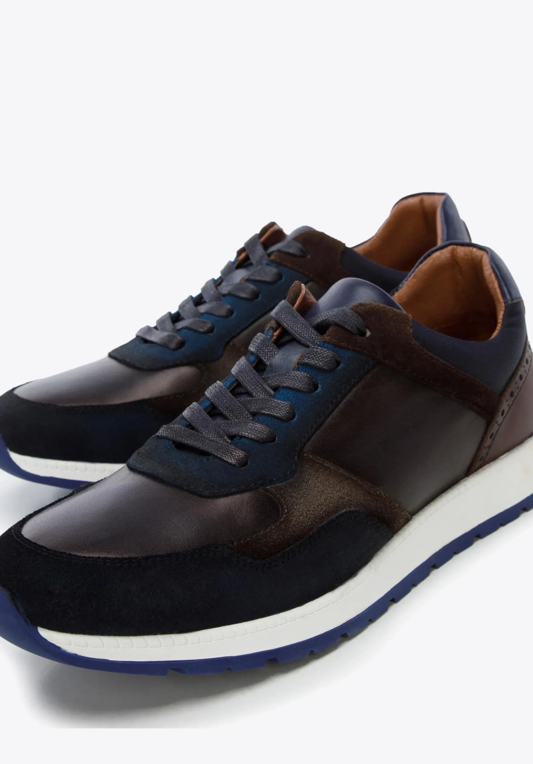 Męskie sneakersy z dwóch rodzajów skór cieniowane granatowo-brązowe>WITTCHEN Outlet