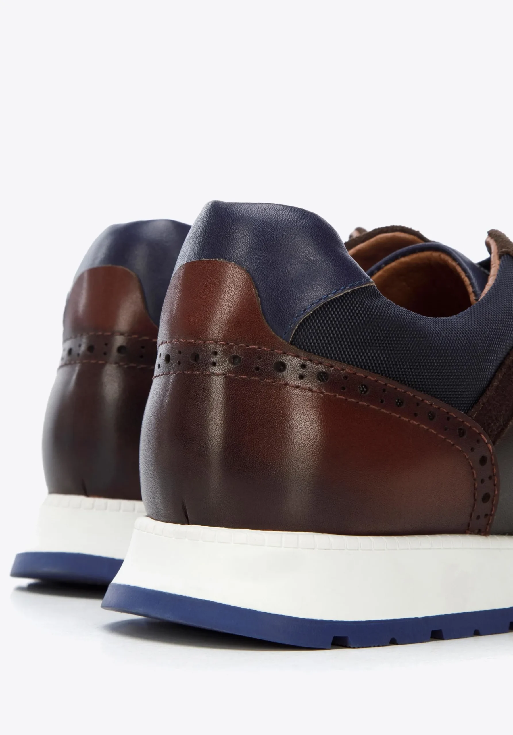 Męskie sneakersy z dwóch rodzajów skór cieniowane granatowo-brązowe>WITTCHEN Outlet