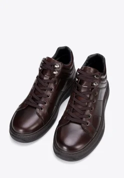 Męskie sneakersy ze skóry naturalnej sznurowane brązowe>WITTCHEN New