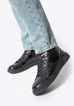 Męskie sneakersy ze skóry naturalnej sznurowane czarne><noscript><img width=