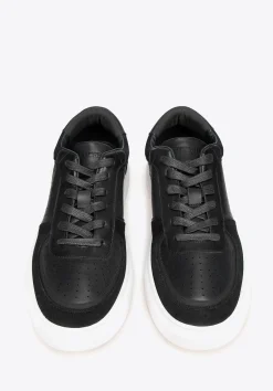 Męskie sneakersy ze skóry z perforacjami czarne><noscript><img width=