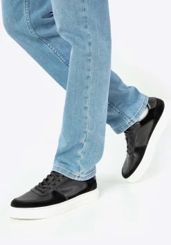Męskie sneakersy ze skóry z perforacjami czarne><noscript><img width=