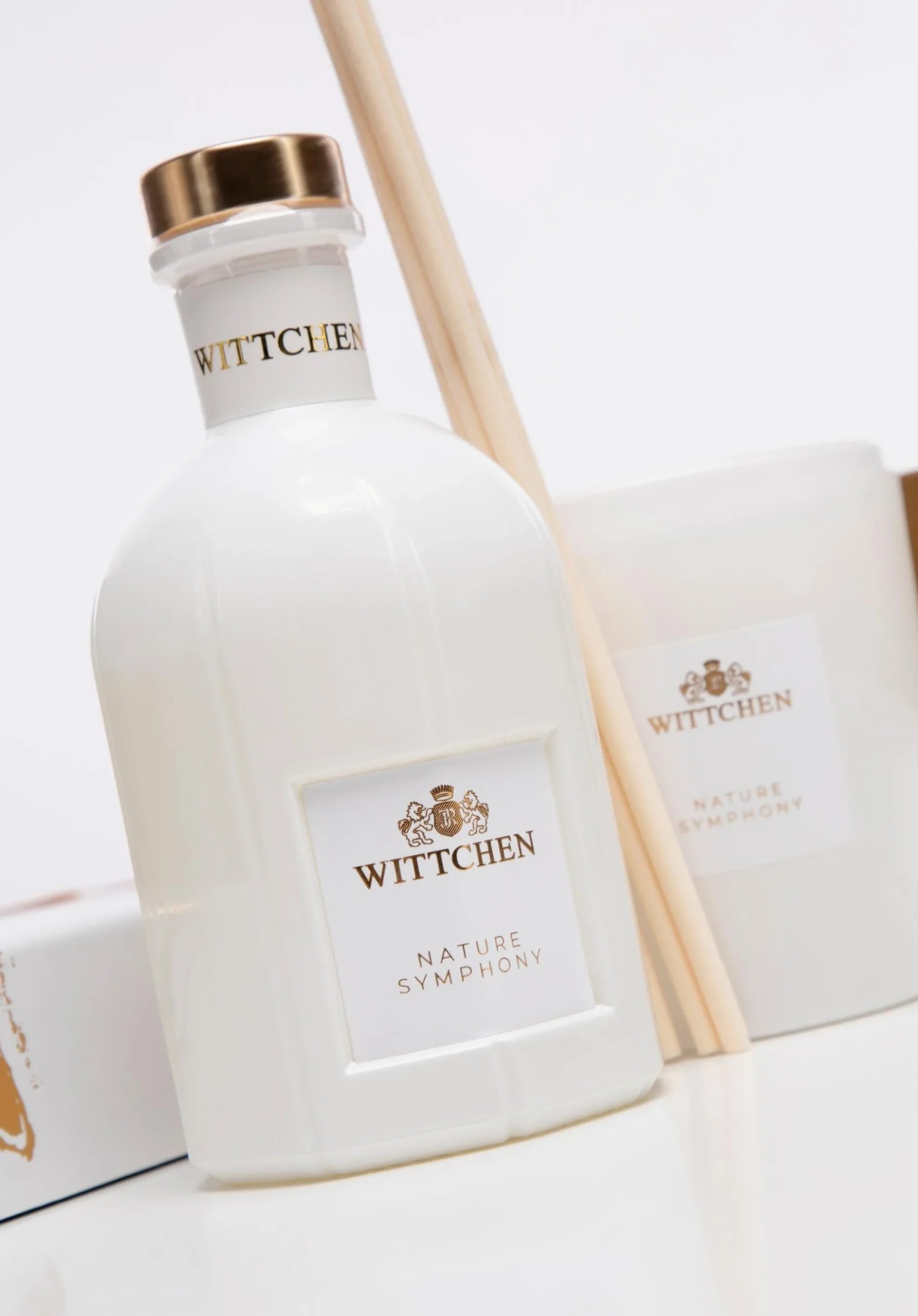 Zestaw - świeca sojowa i dyfuzor Gold Promise>WITTCHEN Fashion
